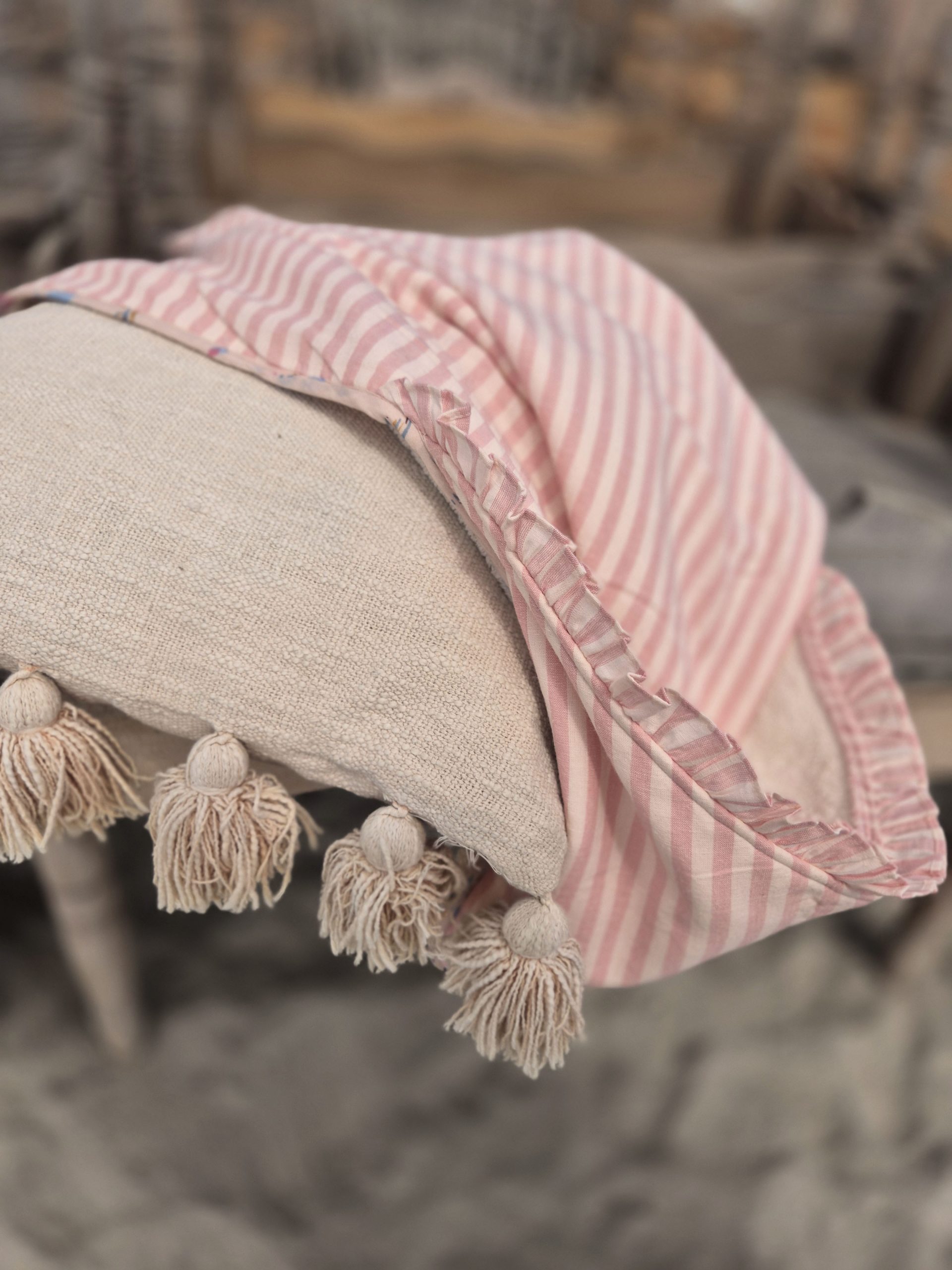 Cape de bain rayé rose – Image 3