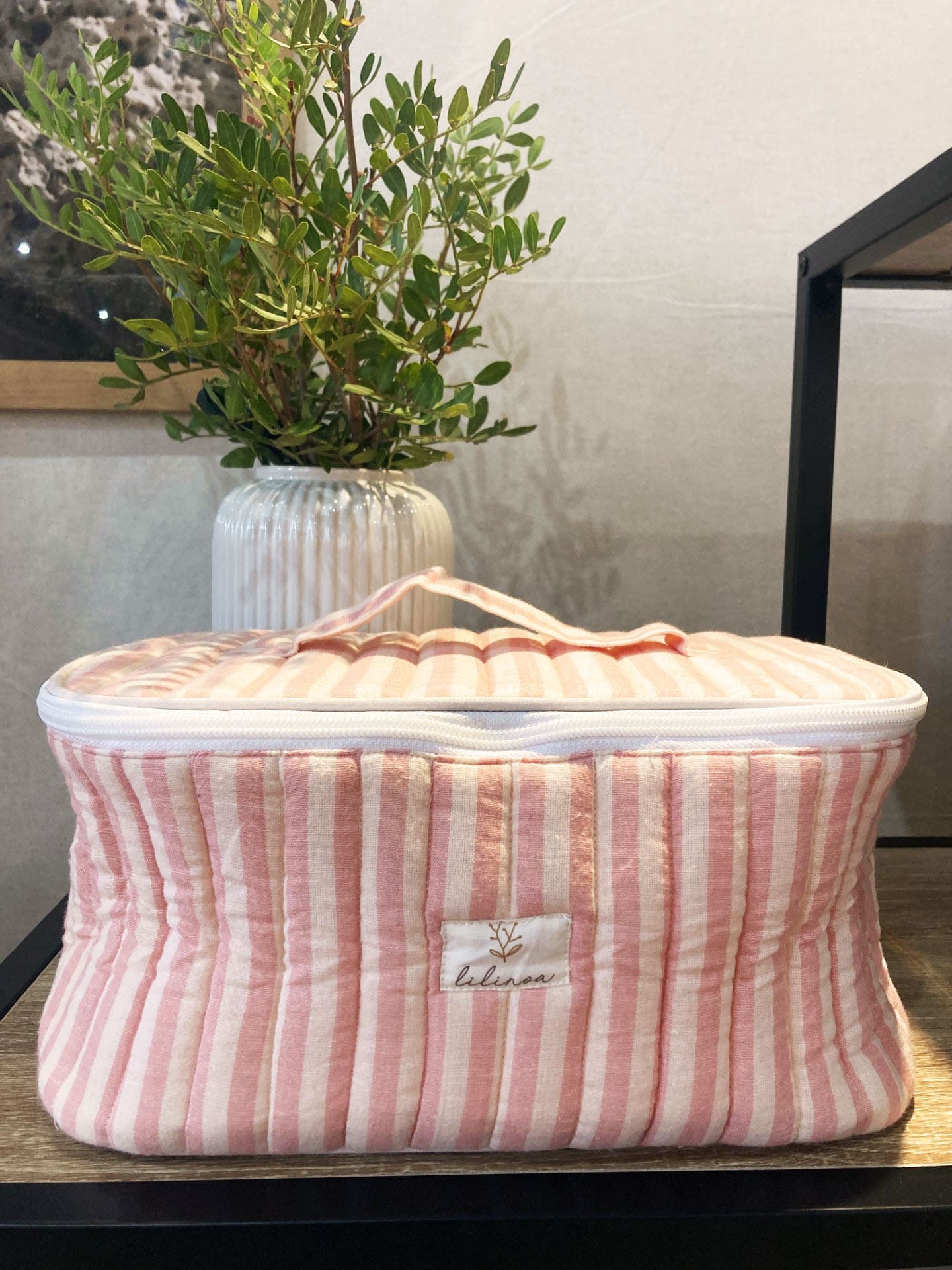 Vanity rayé rose – Image 3